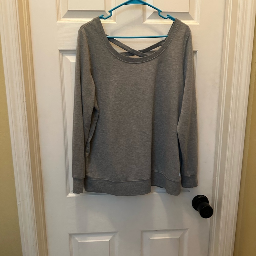 Torrid Active Heather Gray Top with Crisscross Detail